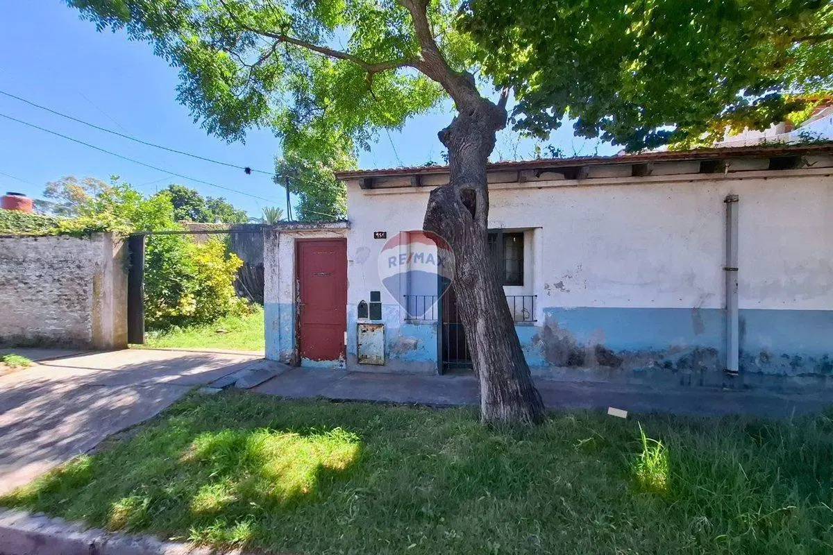 VENTA CASA 3 AMB CON GALPÓN Y JARDÍN QUILMES 2