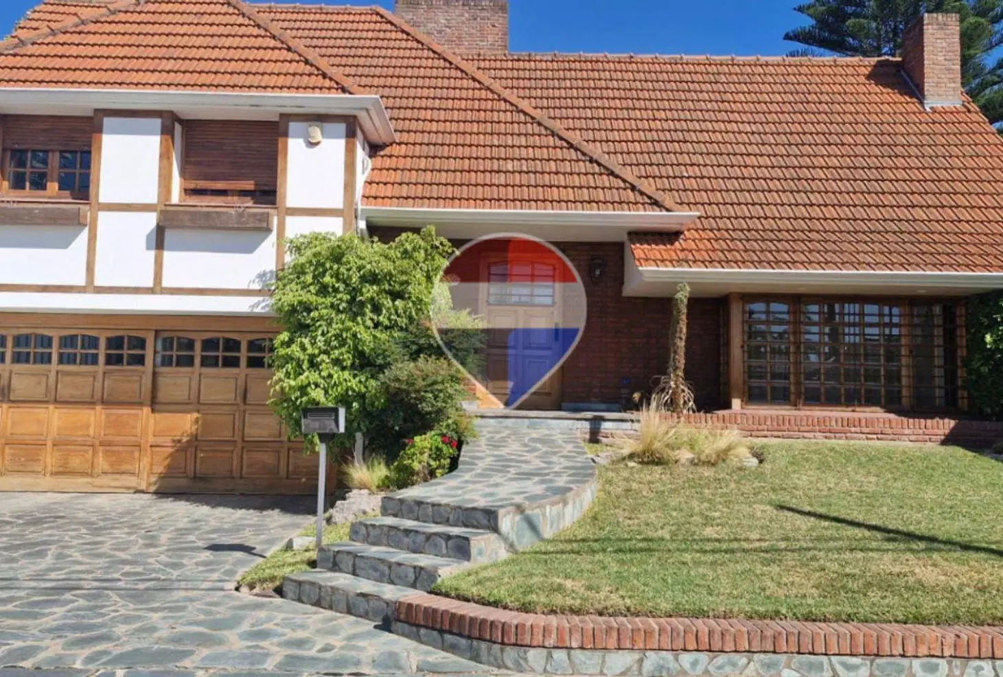 VENTA CASA BERAZATEGUI CENTRO FINANCIA OPORTUNIDAD 3