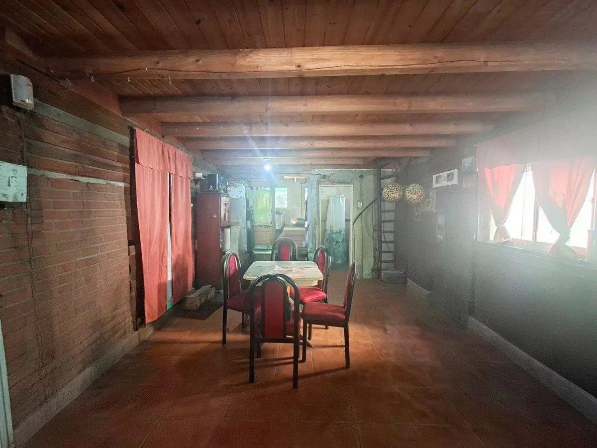 VENTA CASA 3 AMB CON PATIO BERAZATEGUI 2