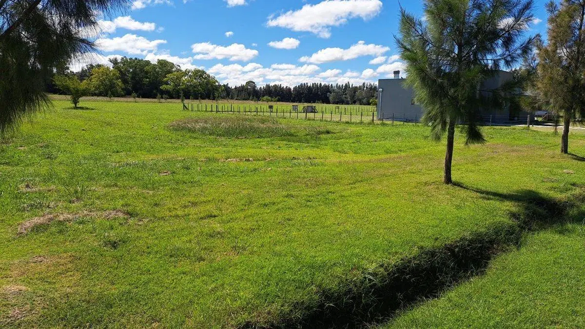 LOTE EN VENTA BARRIO EL MIRADOR - FINANCIA el 50% 4
