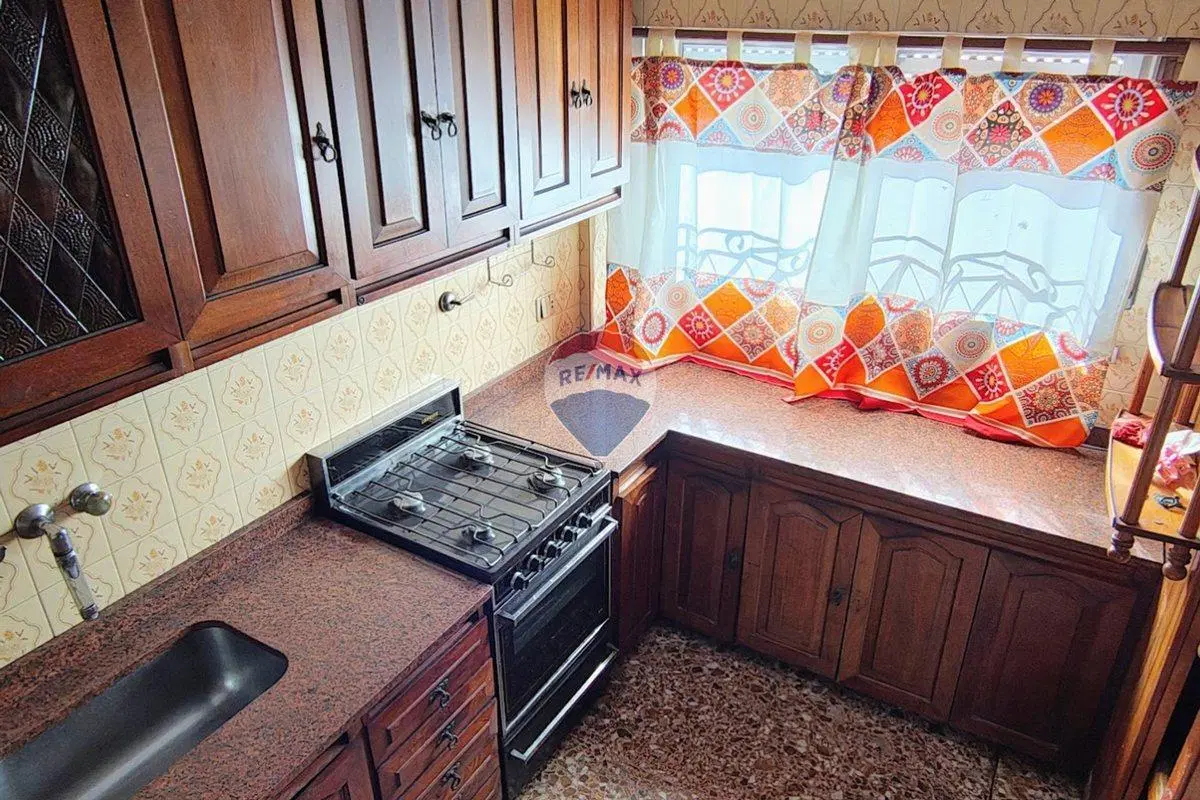 VENTA CASA C/DEPÓSITO SARANDÍ AVELLANEDA QUINCHO 8