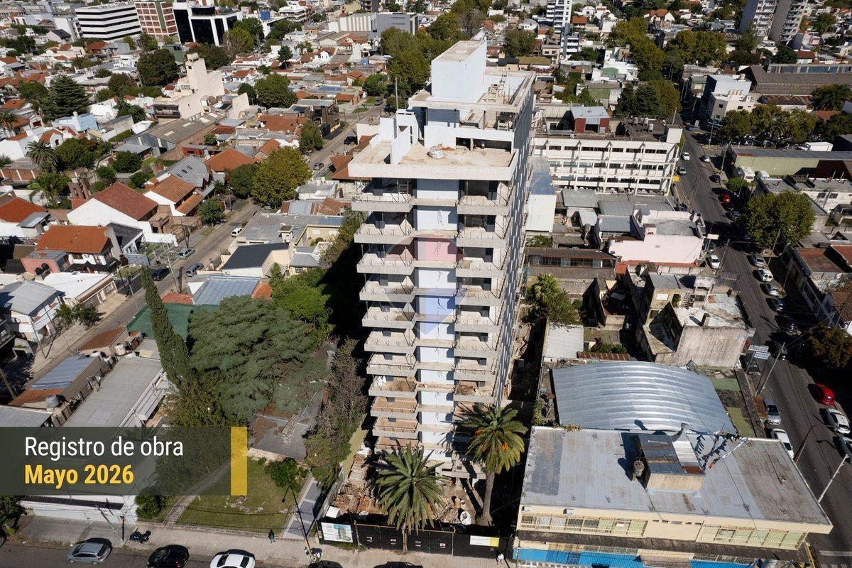 Venta Departamento 2 amb c/ cochera en Quilmes