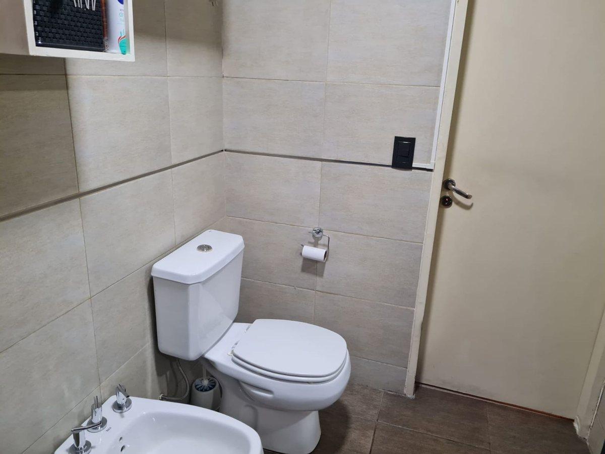 Foto de VENTA LANUS PH 2 amb. 30 mil usd y 60 cuotas, imagen 1
