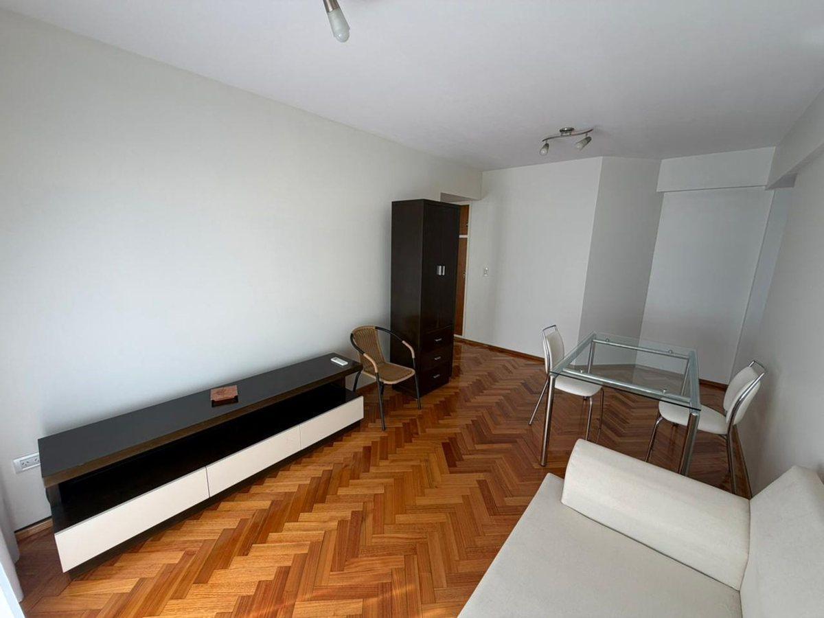 Foto de VENTA DEPARTAMENTO 2 AMBIENTES EN QUILMES CENTRO, imagen 2