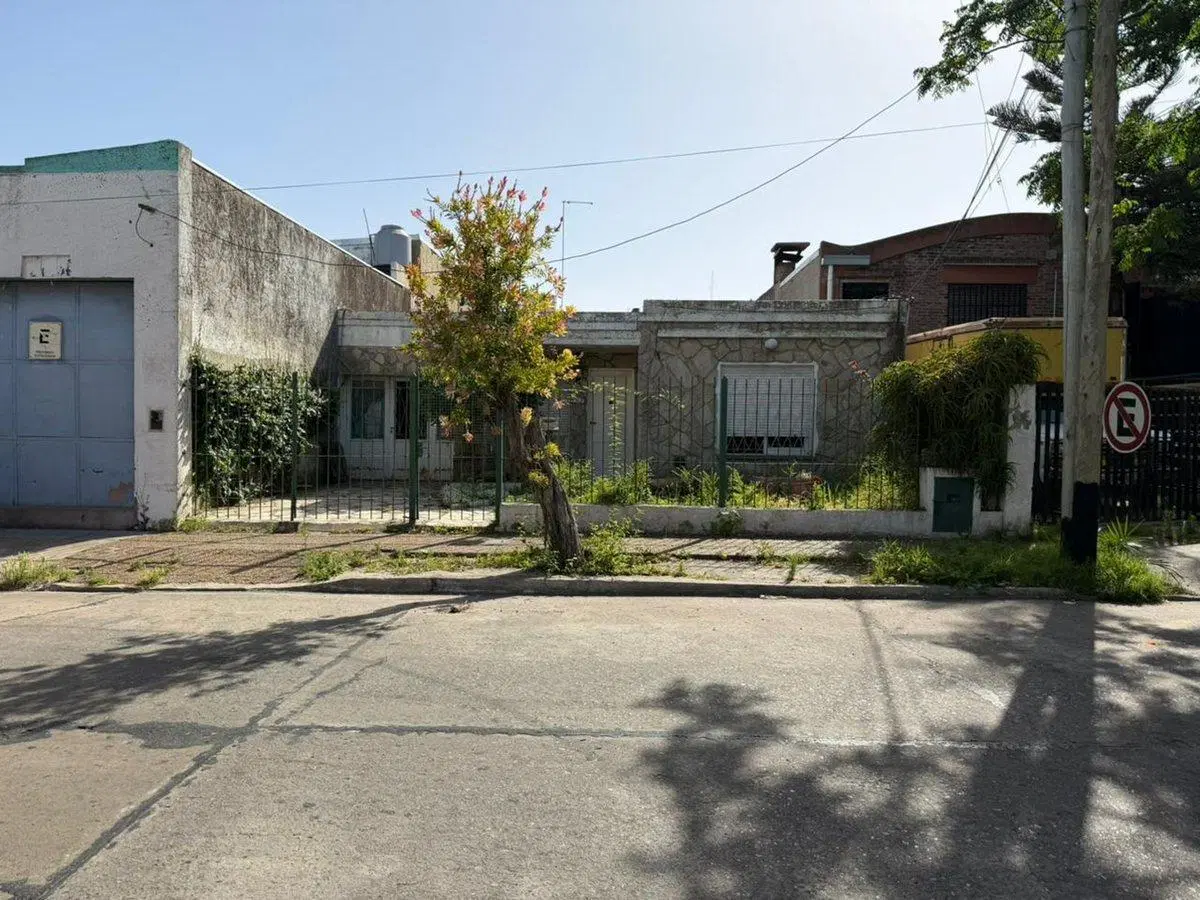 VENTA CASA 3 AMBIENTES EN BERAZATEGUI 3