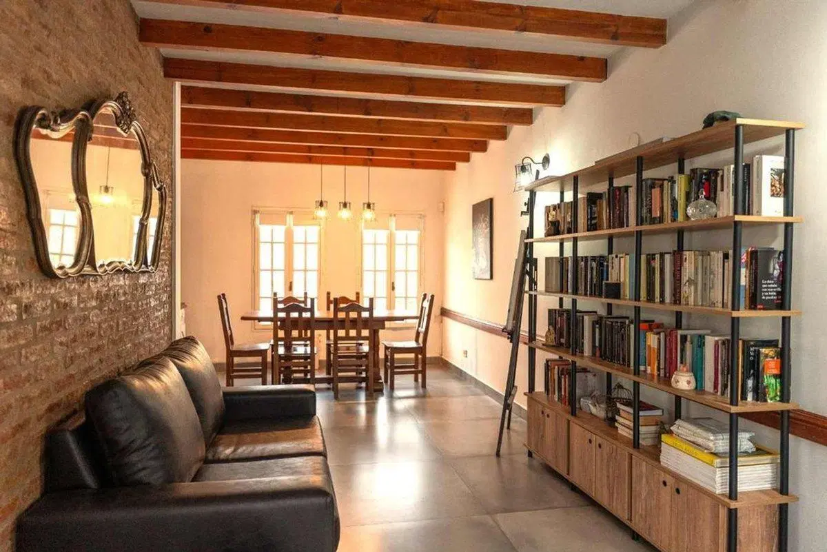 VENTA CASA 4 AMBIENTES COCHERA  PATIO BERNAL 3