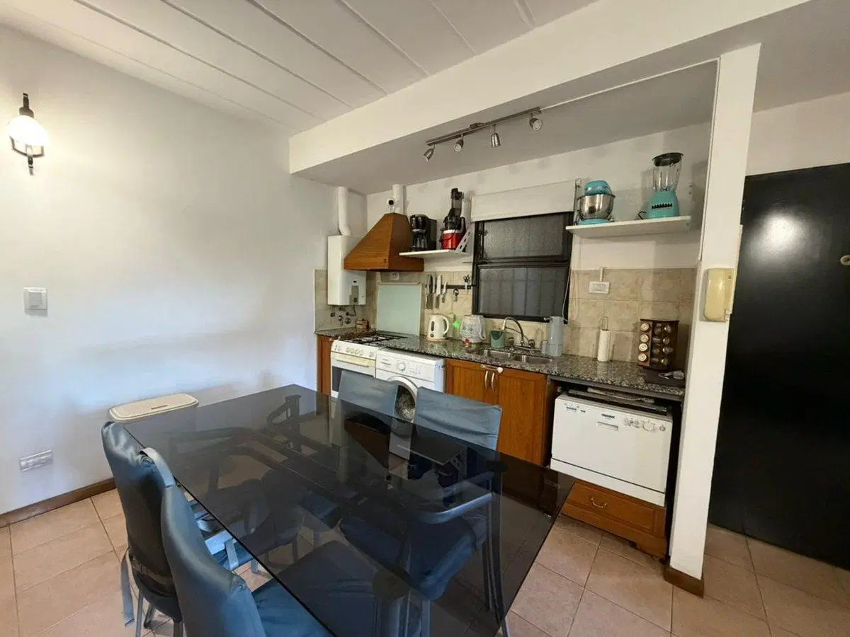 VENTA DUPLEX 3 AMBIENTES CON COCHERA EN QUILMES 4