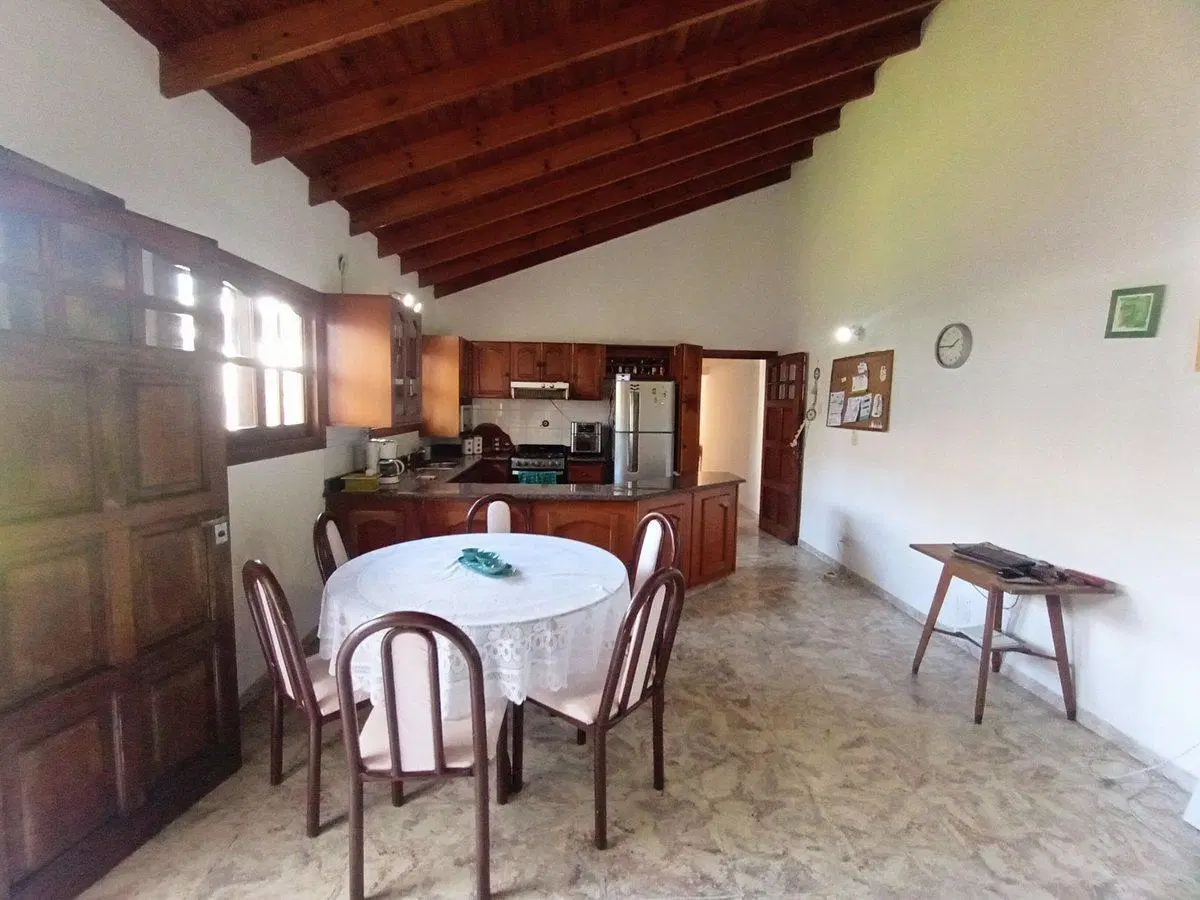 VENTA CASA 4 AMB CON PARQUE EZPELETA, QUILMES 3