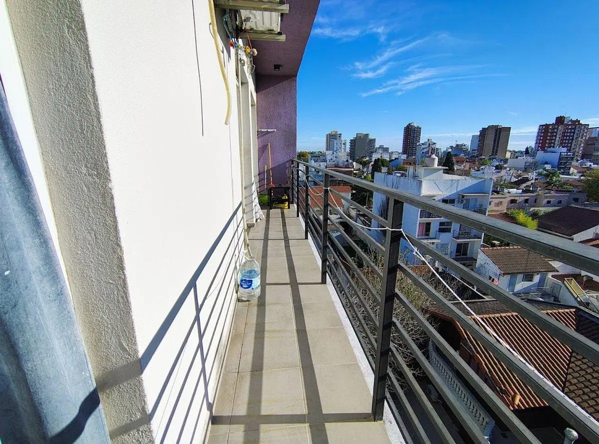 VENTA DEPARTAMENTO 3 AMBIENTES WILDE CENTRO BALCON 3