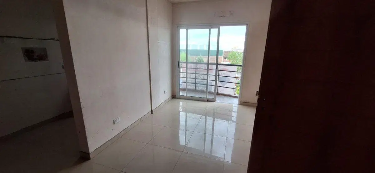 VENTA DEPARTAMENTO 3 AMB. BERNAL OESTE APTO CRED 5