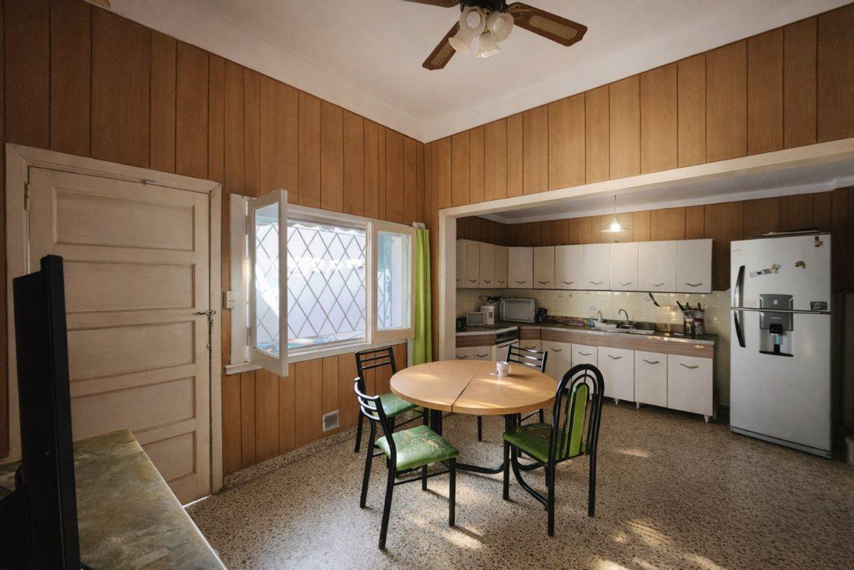 Foto de VENTA CASA 3AMBIENTES DON BOSCO COCHERA TERRAZA, imagen 3