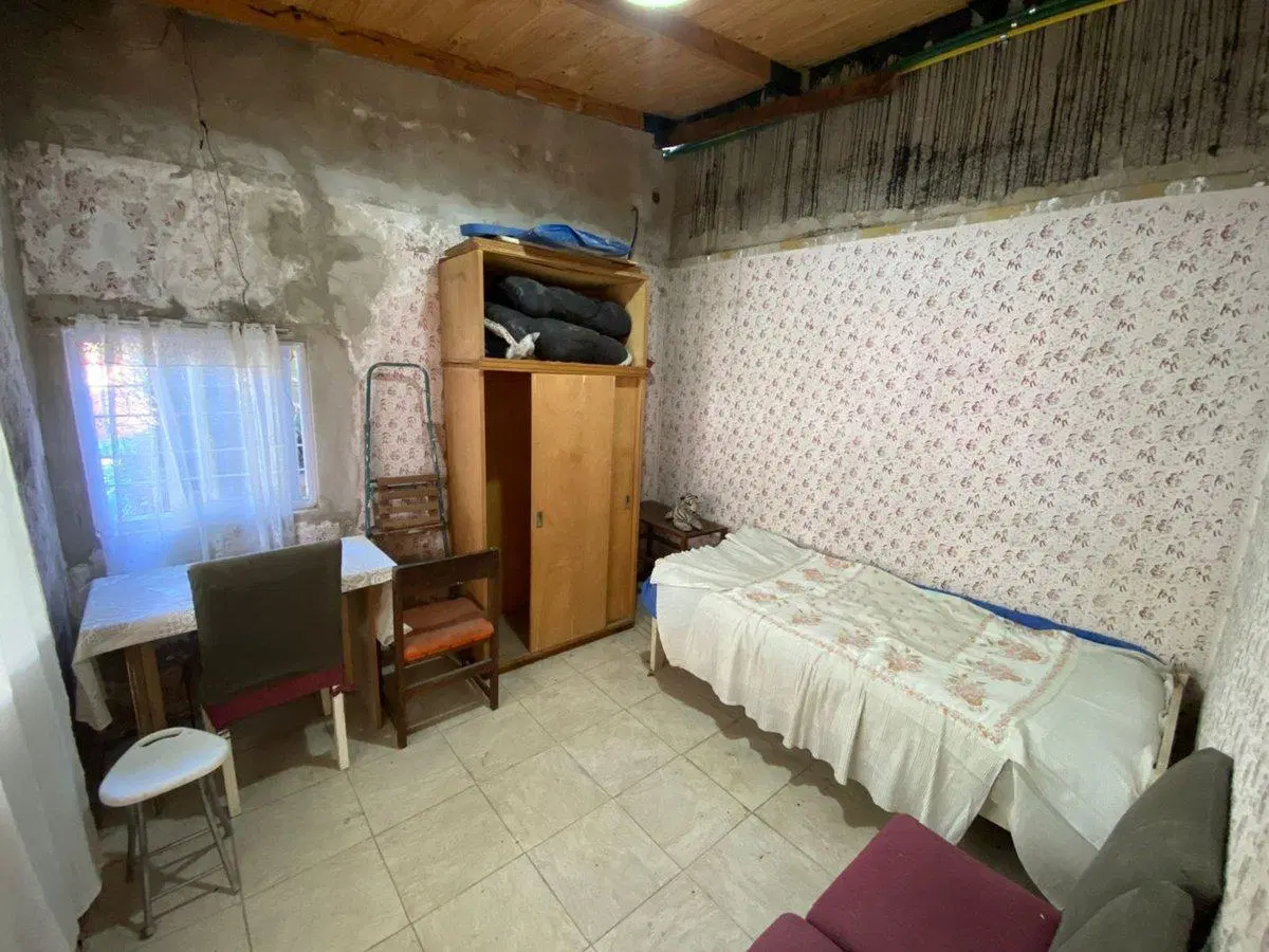 VENTA CASA 3 AMBIENTES CON COCHERA BERNAL OESTE 8