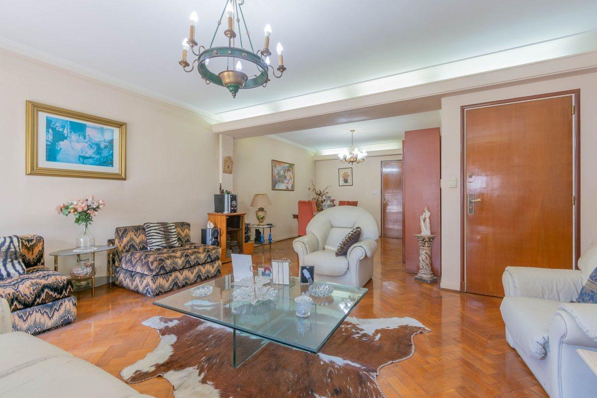 Foto de VENTA DEPTO DE 4 AMB CON DEPEND DE SERV Y COCHERA, imagen 3