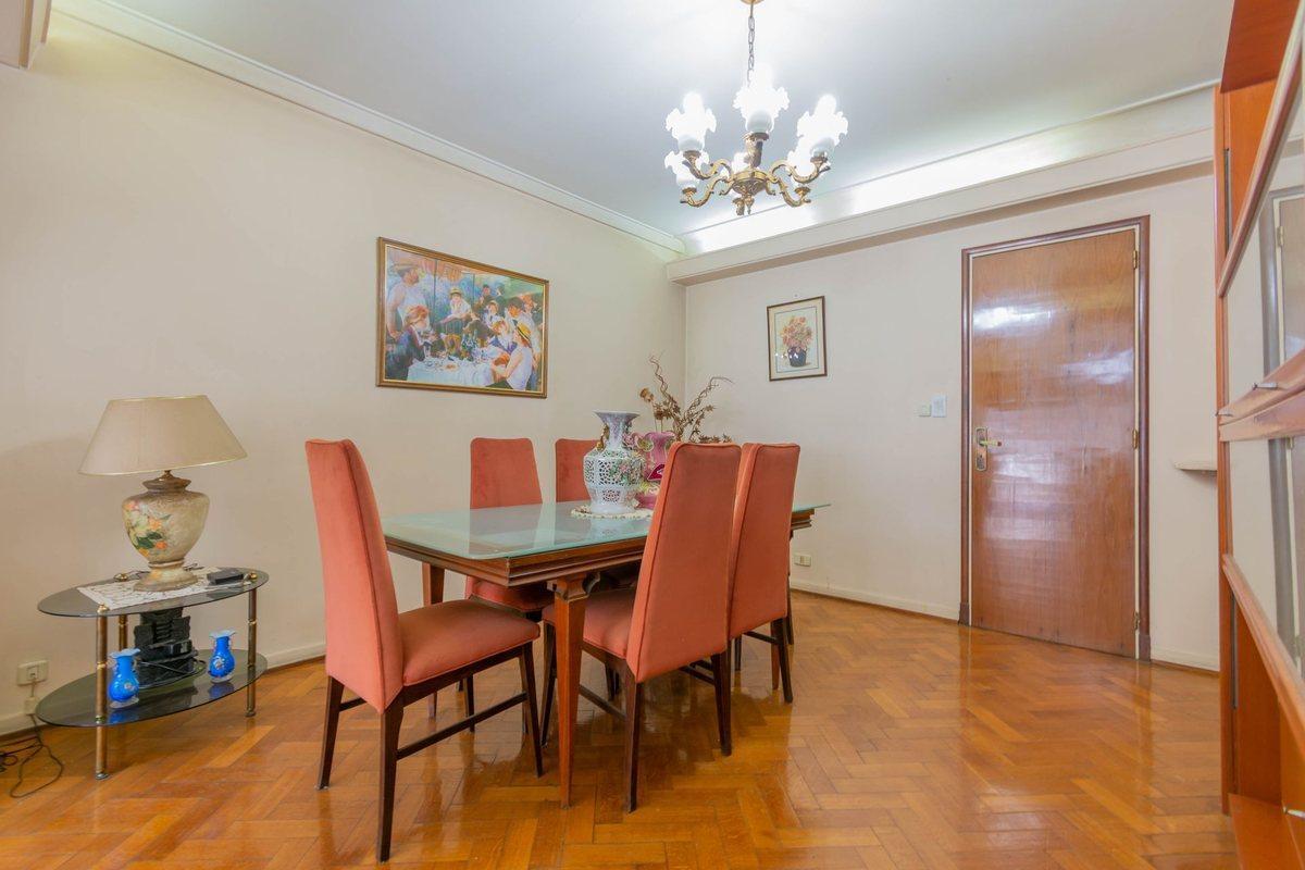 Foto de VENTA DEPTO DE 4 AMB CON DEPEND DE SERV Y COCHERA, imagen 1