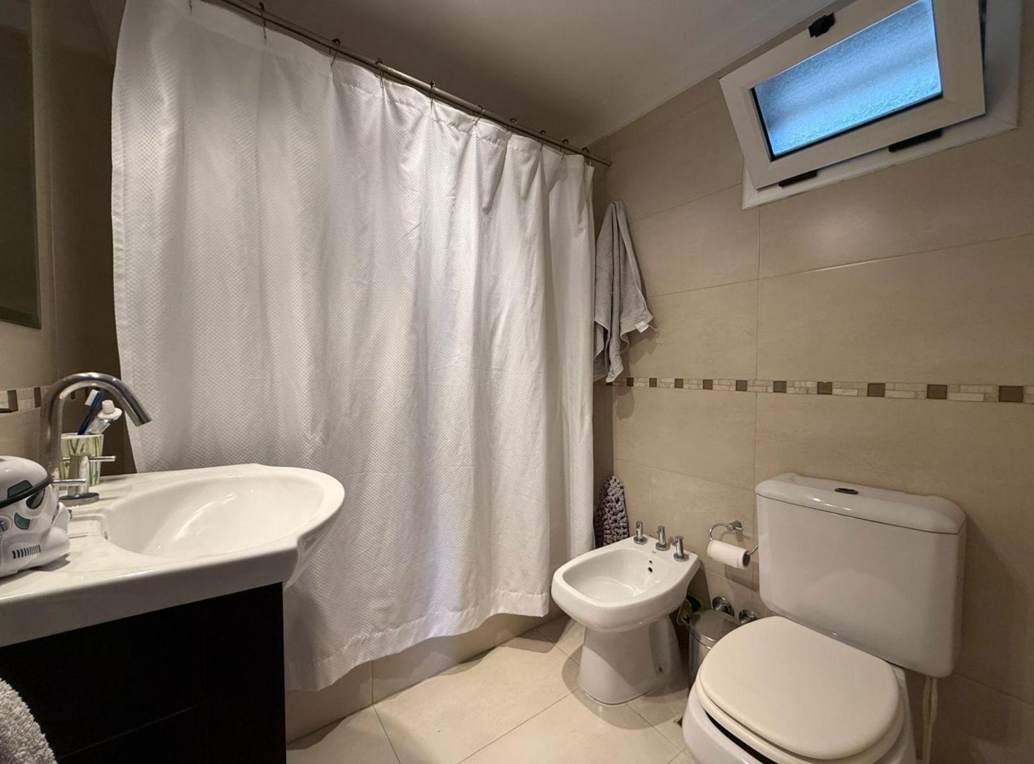 Foto de VENTA DEPARTAMENTO 2 AMBIENTES COCHERA QUILMES, imagen 4