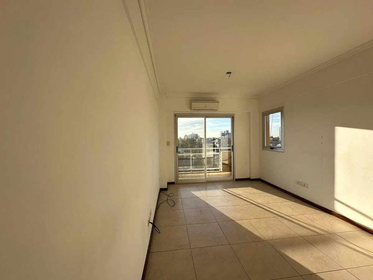 VENTA DEPARTAMENTO QUILMES 3