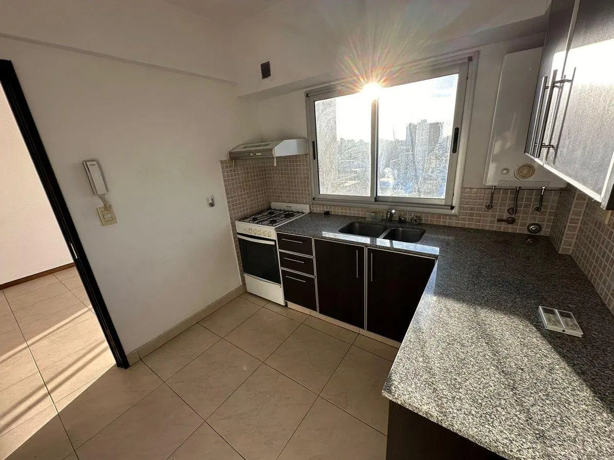 VENTA DEPARTAMENTO QUILMES 5