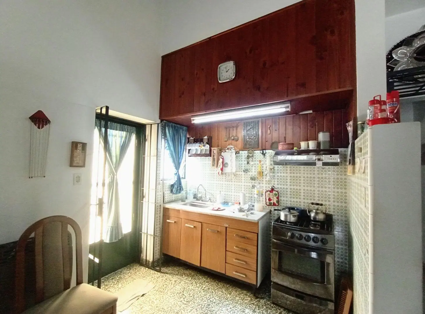 VENTA CASA 4 AMB CON LOTE DE 600 MTS, QUILMES ESTE 3