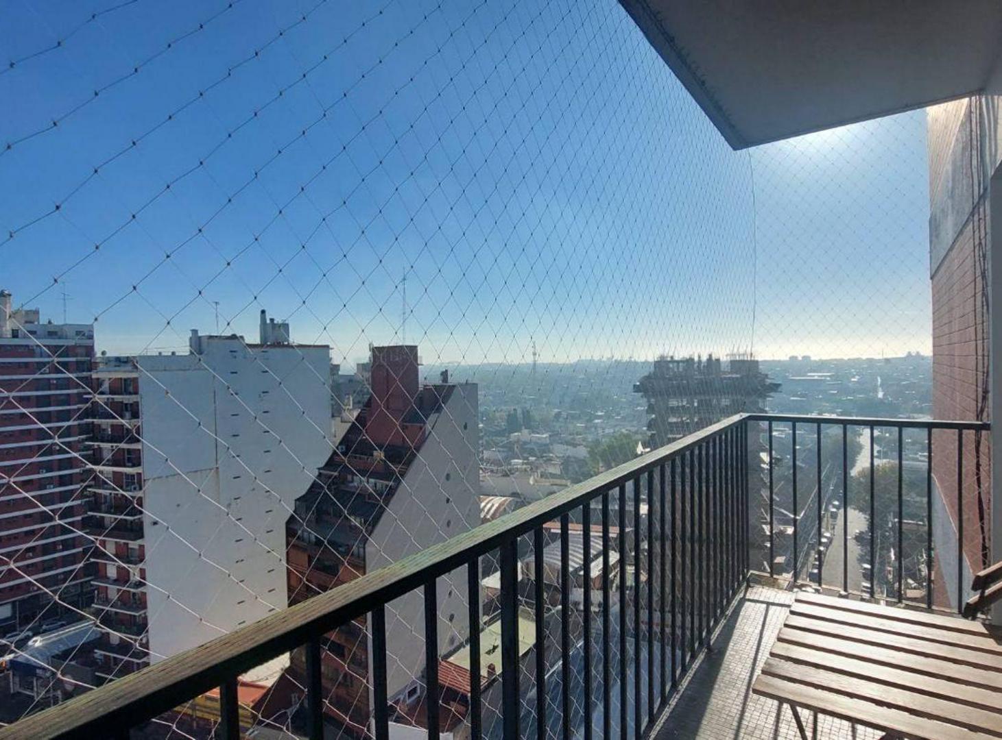 Foto de DEPARTAMENTO 4 AMB VENTA AVELLANEDA PISO ALTO, imagen 5