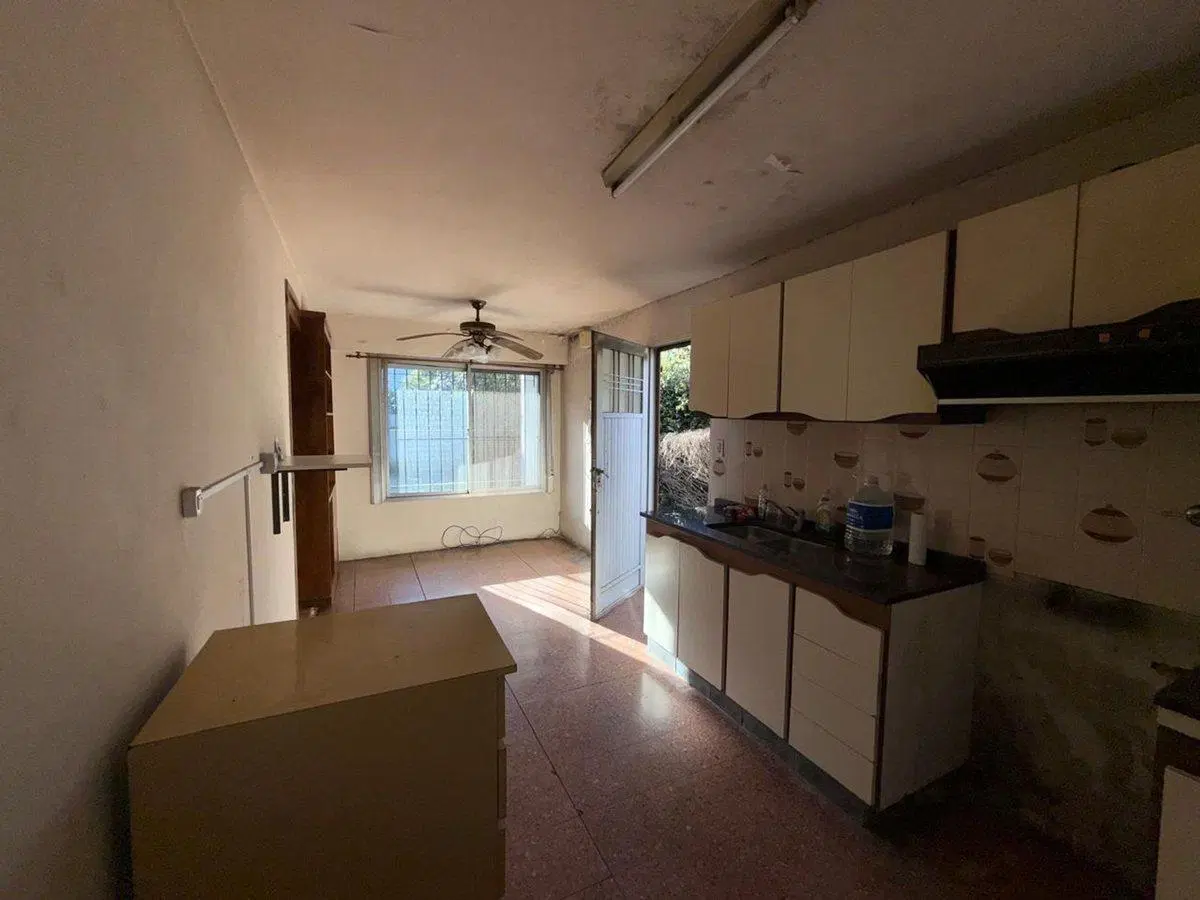 VENTA CASA 3 AMBIENTES EN BERNAL OESTE 5