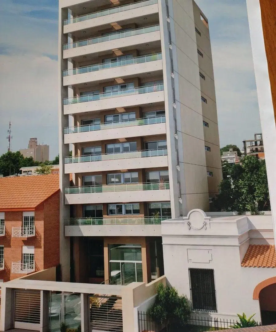 VENTA DEPTO 3 AMBIENTES CON COCHERA BERNAL CENTRO 4