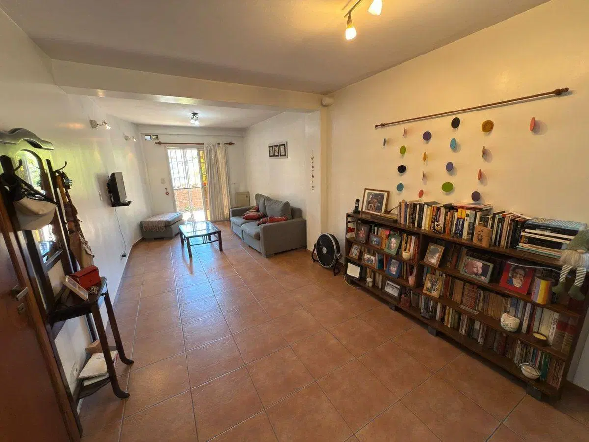 Departamento 3 amb c patio y cocheras Wilde Centro 8