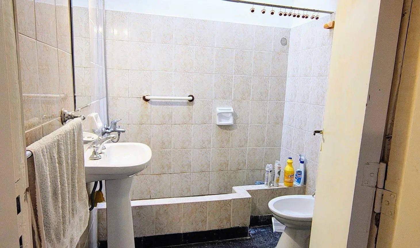 VENTA PH 2 AMB. BERNAL OESTE PATIO LUMINOSO 4