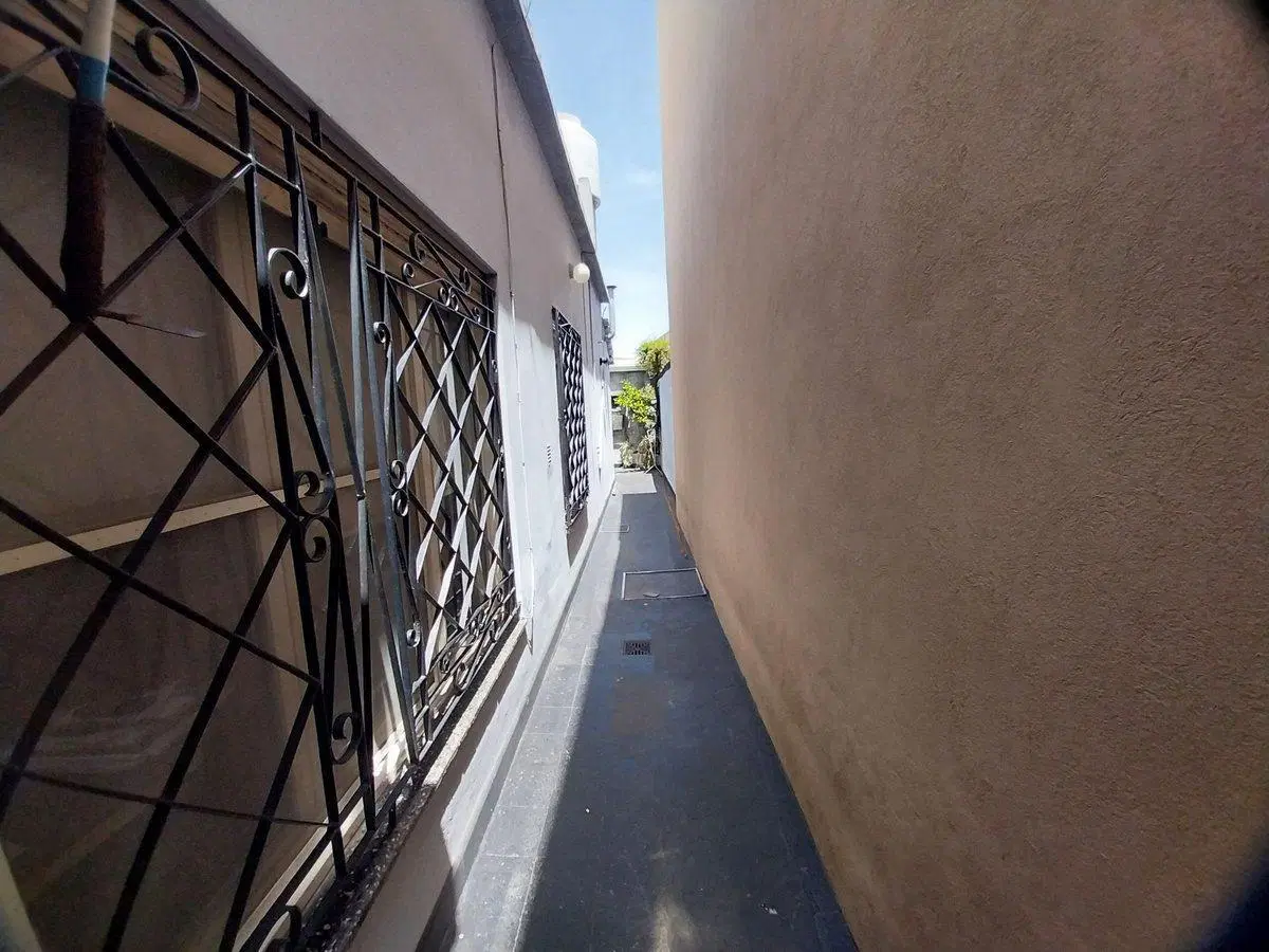 VENTA CASA 3 AMB CON COCHERA PATIO Y QUINCHO GERLI 5