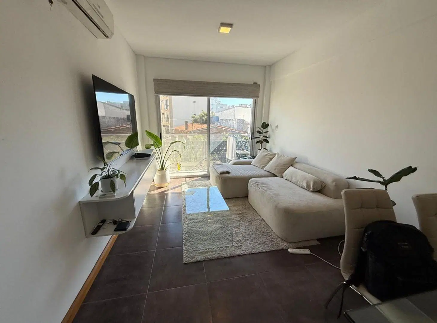 VENTA DPTO 2 AMB BALCÓN Y COCHERA BERNAL CENTRO 3