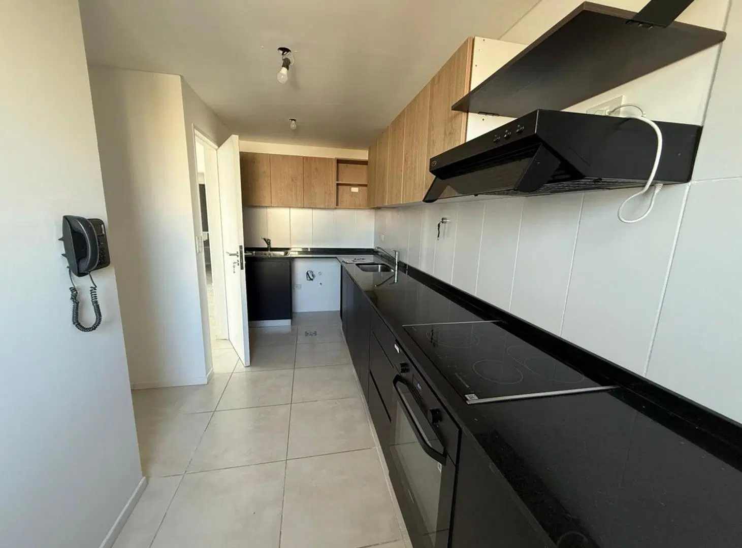 VENTA DEPTO 3 AMBIENTES BERNAL CENTRO 2