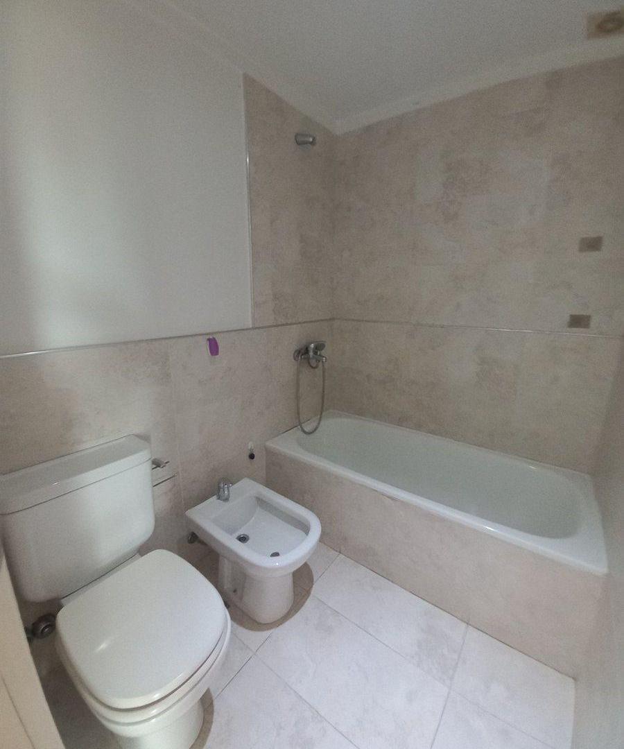 Foto de VENTA DEPATO 2 AMB ZAPIOLA 103 CENTRO BERNAL, imagen 5