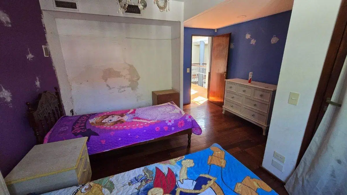 VENTA CASA 5 AMB. PILETA QUINCHO QUILMES 3