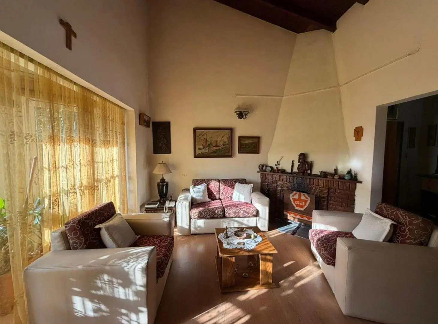 VENTA CASA 4 AMBIENTES CON PARQUE EN BOSQUES 4