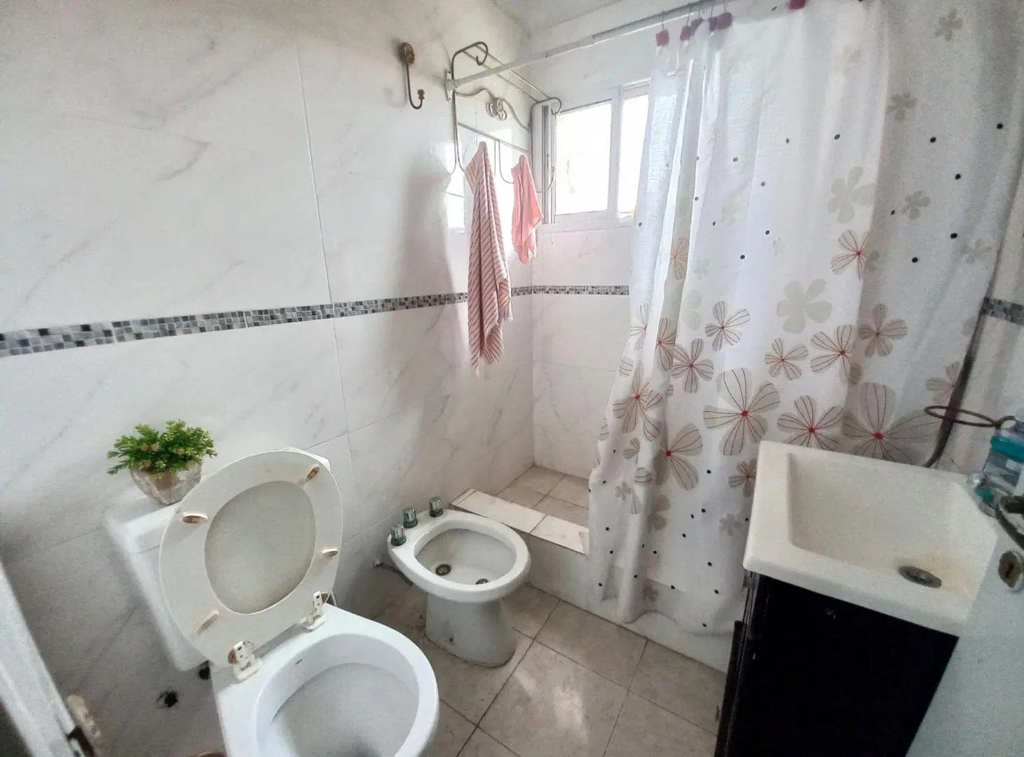 alquiler casa en barrio naval a dorm y escritorio 4