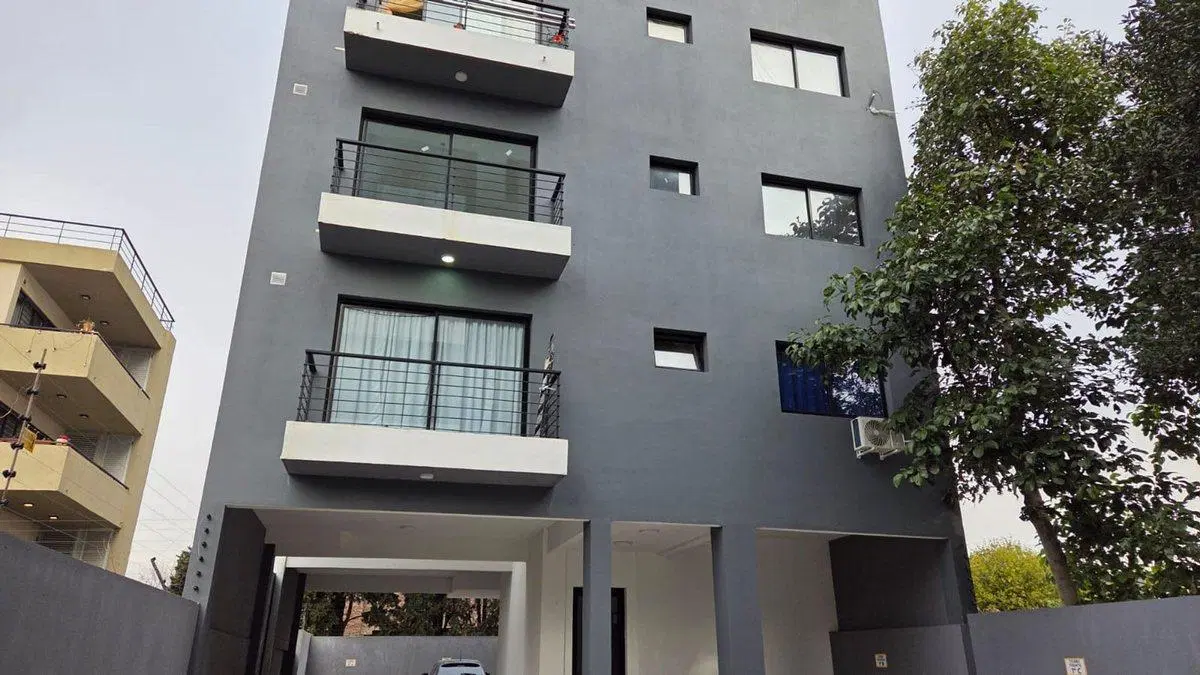 ALQUILER DEPARTAMENTO 2 AMB COCHERA BERNAL CENTRO 3