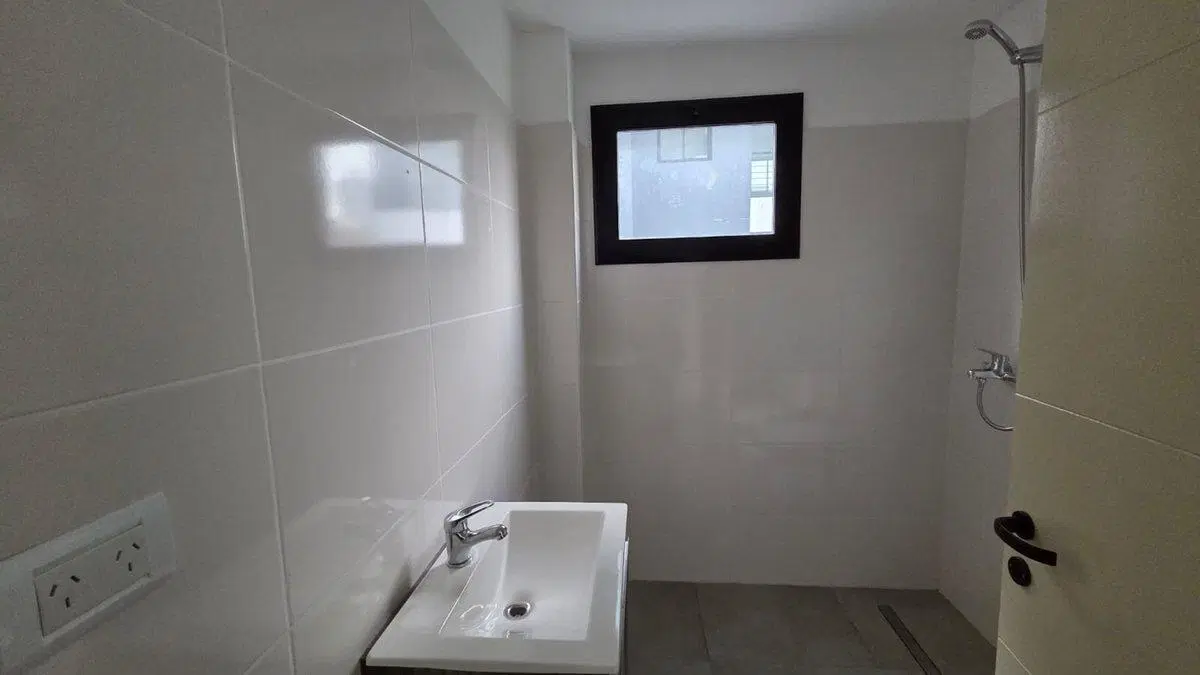 ALQUILER DEPARTAMENTO 2 AMB COCHERA BERNAL CENTRO 4