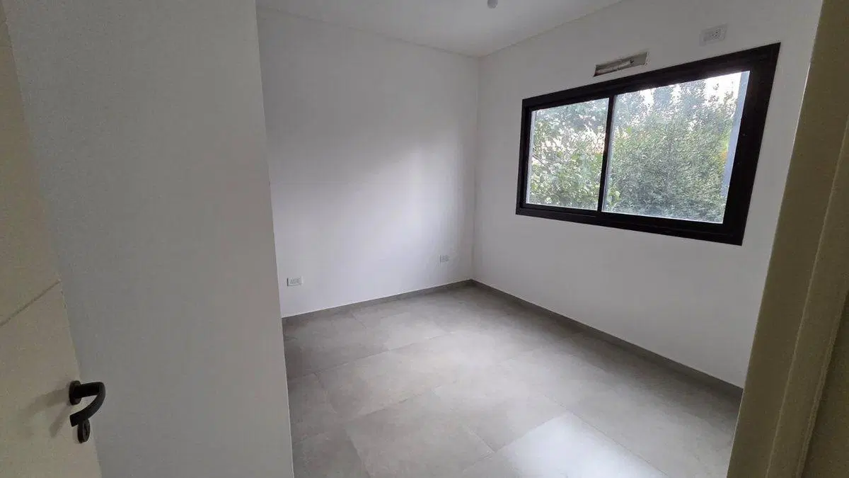 ALQUILER DEPARTAMENTO 2 AMB COCHERA BERNAL CENTRO 5