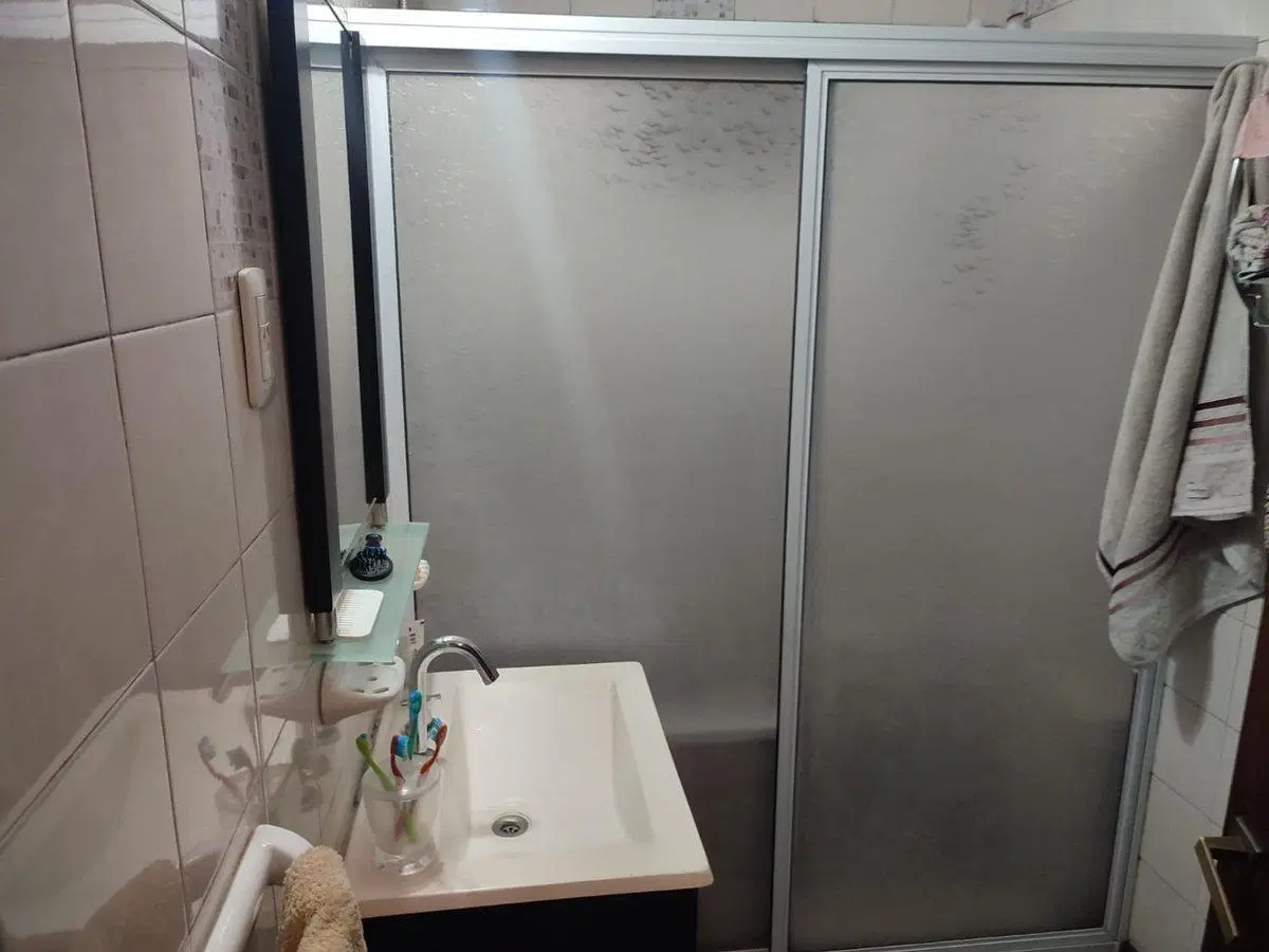 VENTA/PERMUTA CASA EN  BERAZATEGUI 5