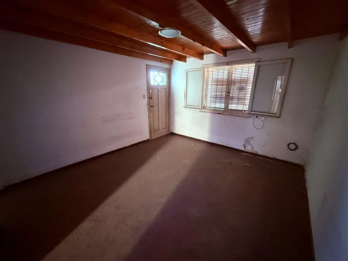 VENTA CASA 3 AMB. CON COCHERA EN QUILMES OESTE 5