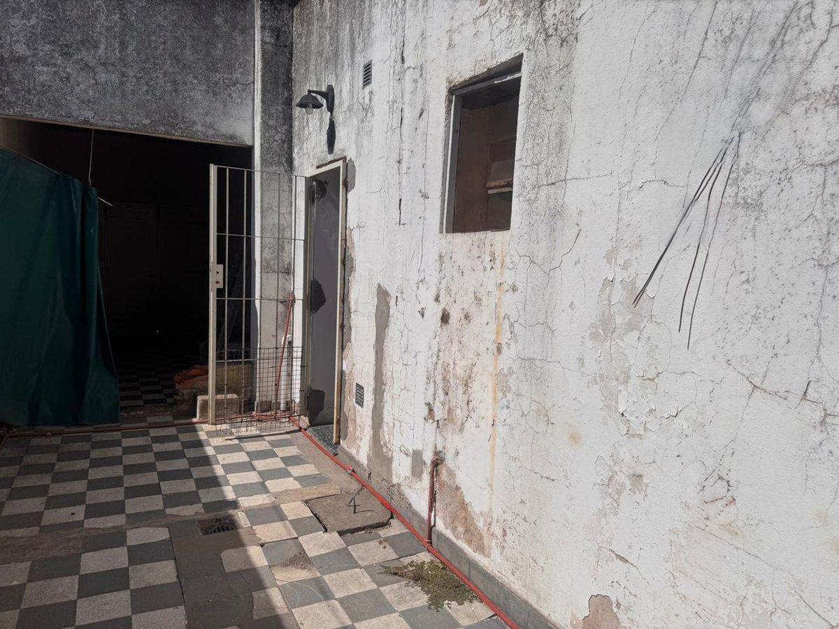 Foto de VENTA CASA 3 AMB BERAZATEGUI A RECICLAR, imagen 4