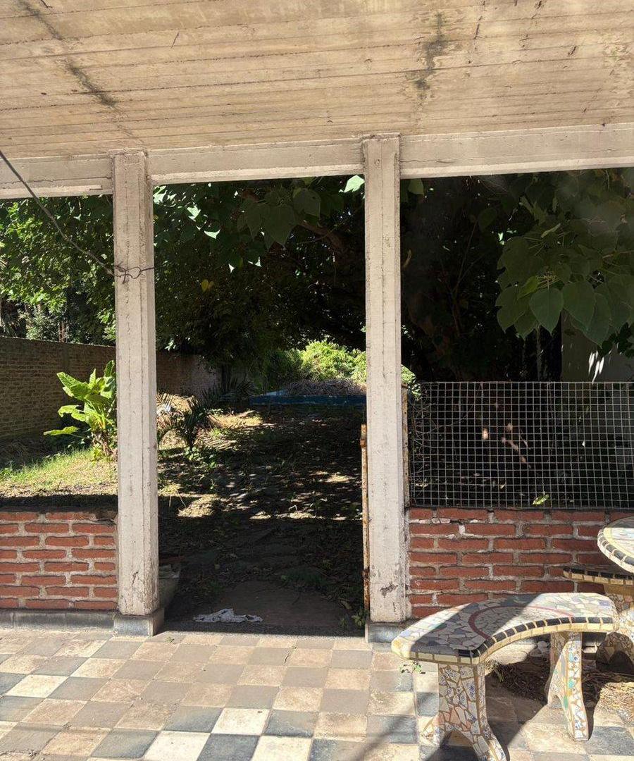 Foto de VENTA CASA 3 AMB BERAZATEGUI A RECICLAR, imagen 1