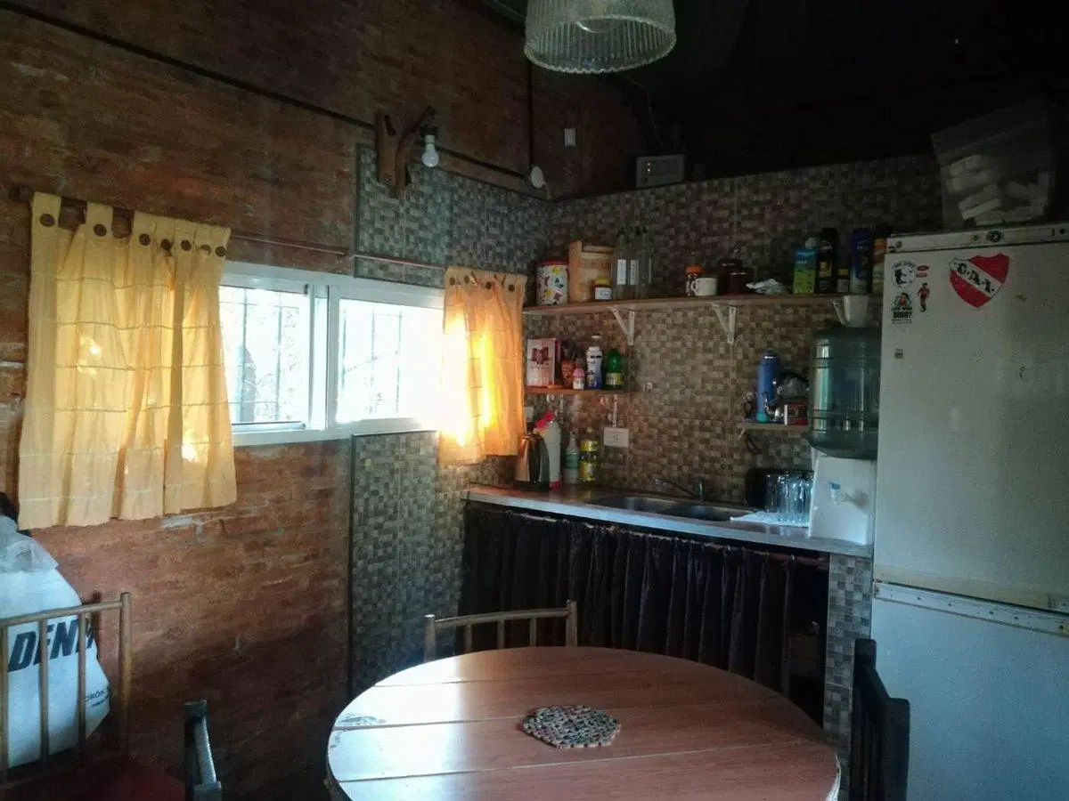 VENTA CASA CON PILETA EN ABASTO LA PLATA 3