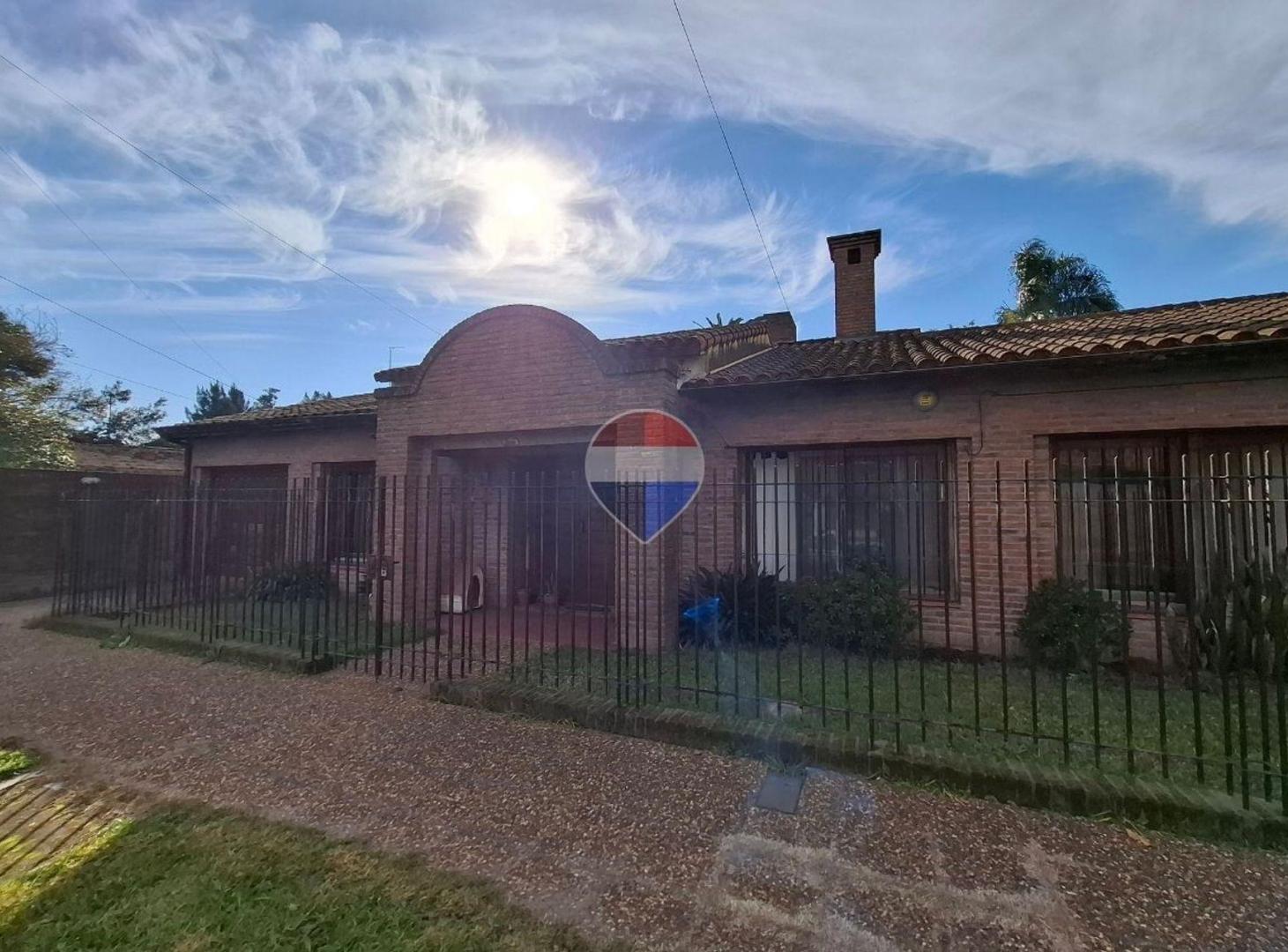 Foto de VENTA CASA 4 AMB COCHERA Y PILETA VILLA LA FLORIDA, imagen 5