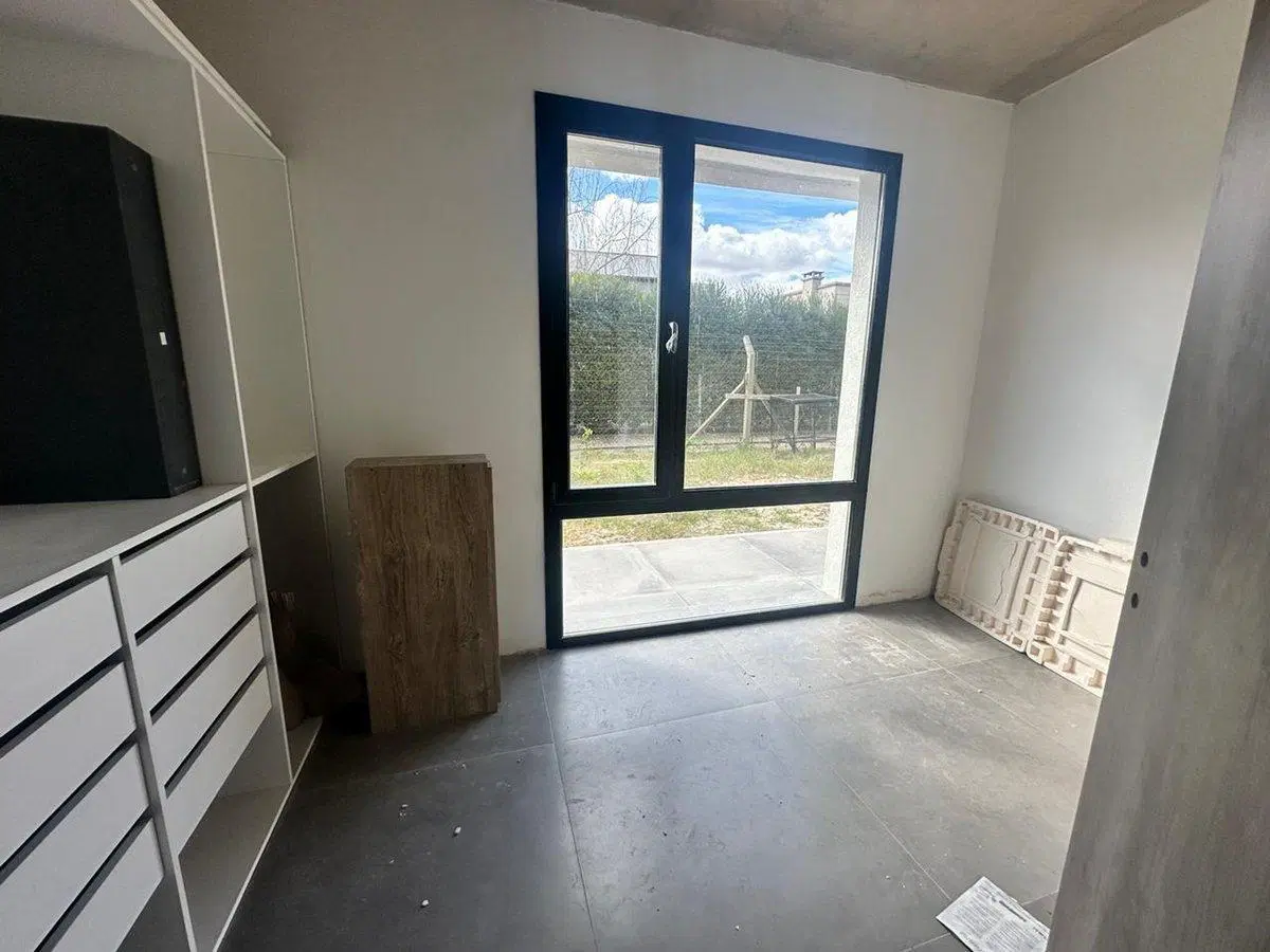 VENTA DPTO 3 AMB CON  COCHERA PARQUE LINEAL 8