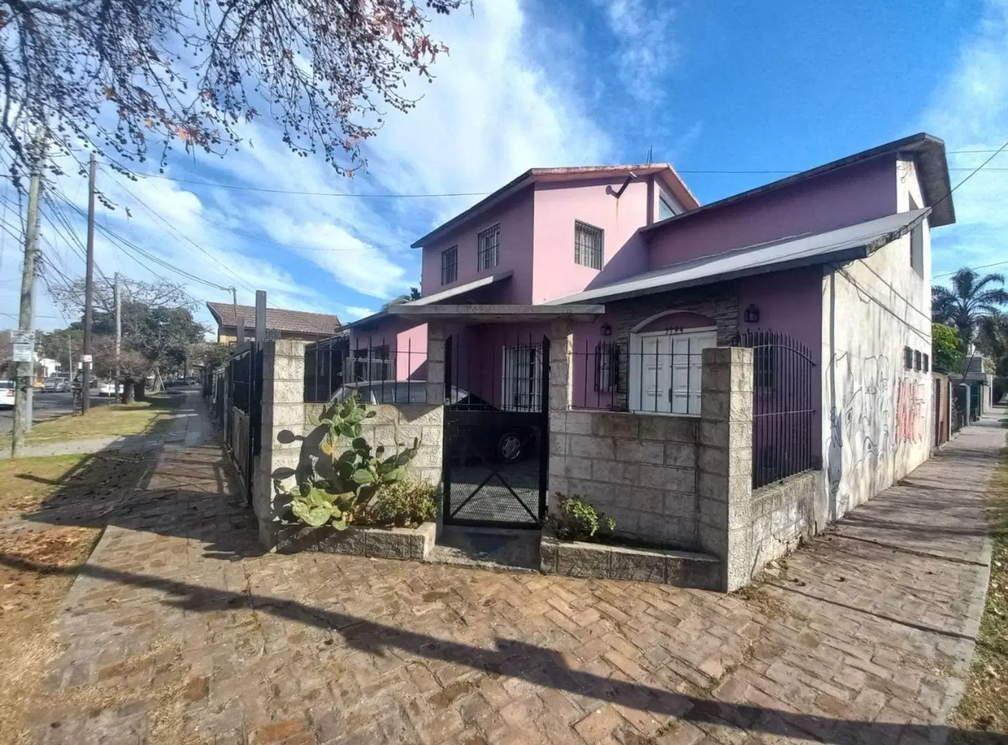 CASA EN VENTA RANELGH EXCELENTE UBICACION 3