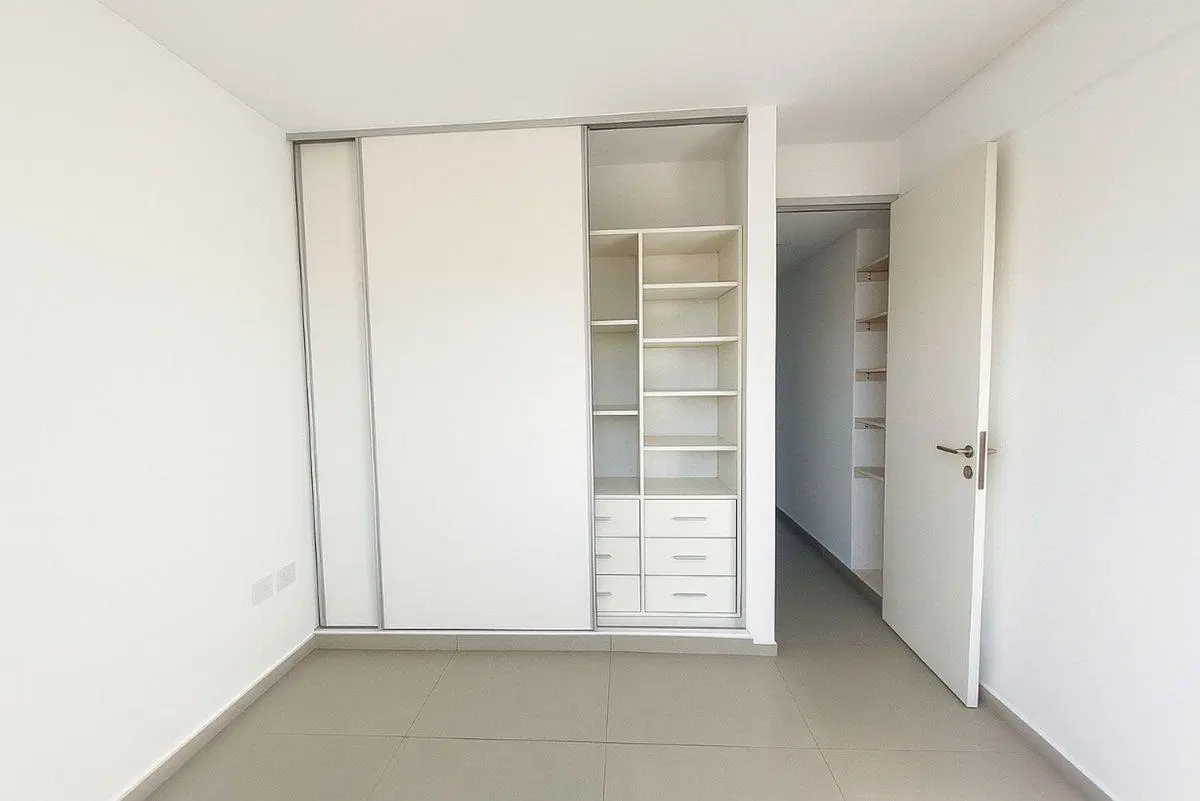 Departamento 2 ambientes en venta Quilmes centro 4