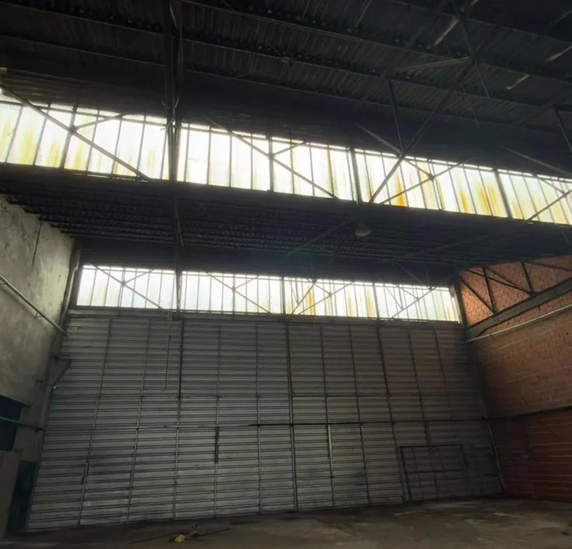 ALQUILER DE GALPÓN / DEPÓSITO EN QUILMES OESTE 4