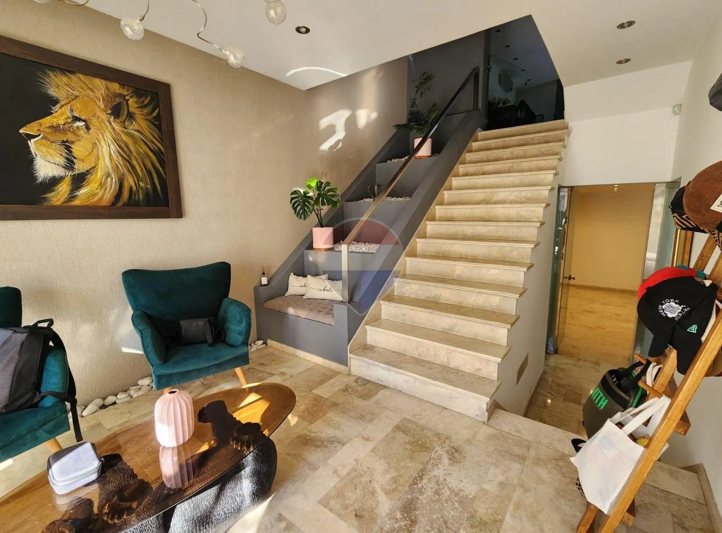 VENTA CASA 5 AMB C/PILETA EN QUILMES 2
