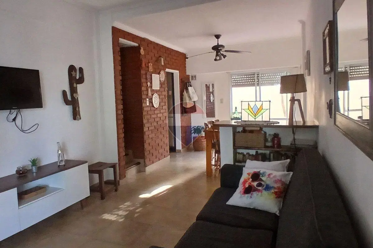 Venta PH 3 amb. con Garage, Patio y Parrilla Wilde 2