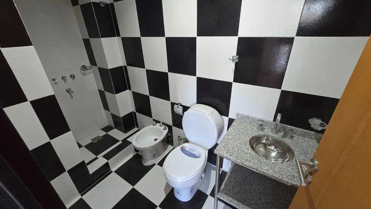 ALQUILER DEPTO 2 AMB DUPLEX BERNAL 4